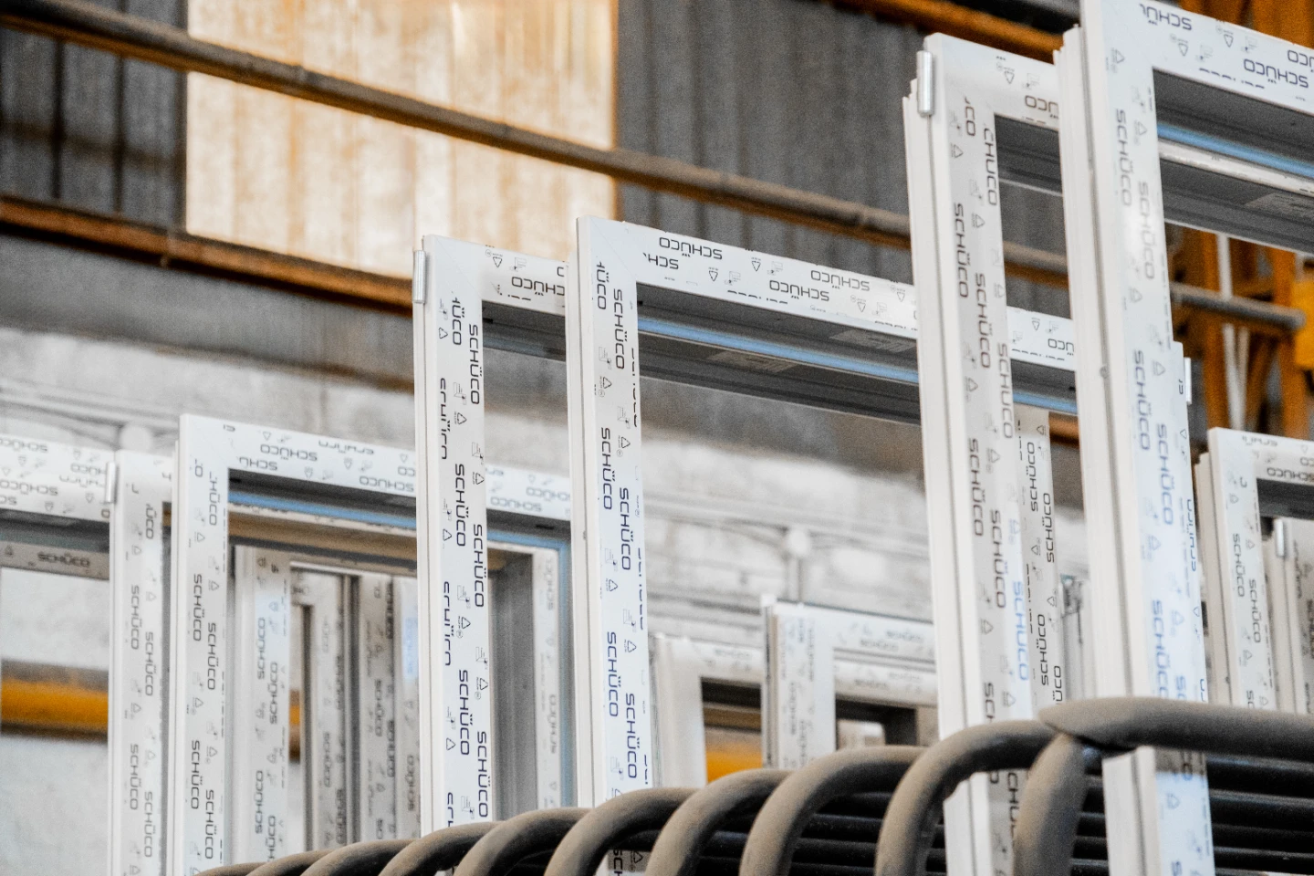 Produzione e posa infissi in alluminio e PVC